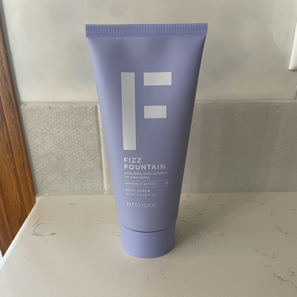 Zitsticka Fizz Fountain Body Scrub - Brand New